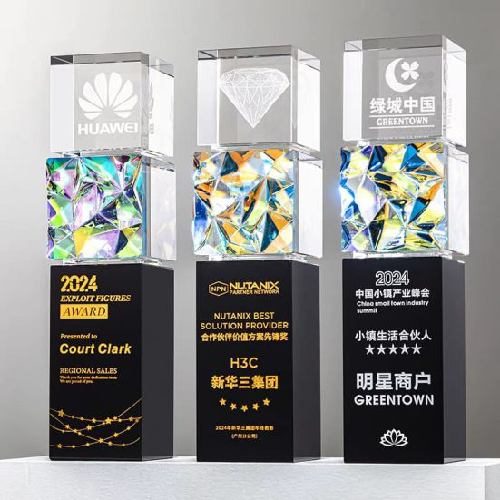 ICT 828 - Exclusive Crystal Trophy